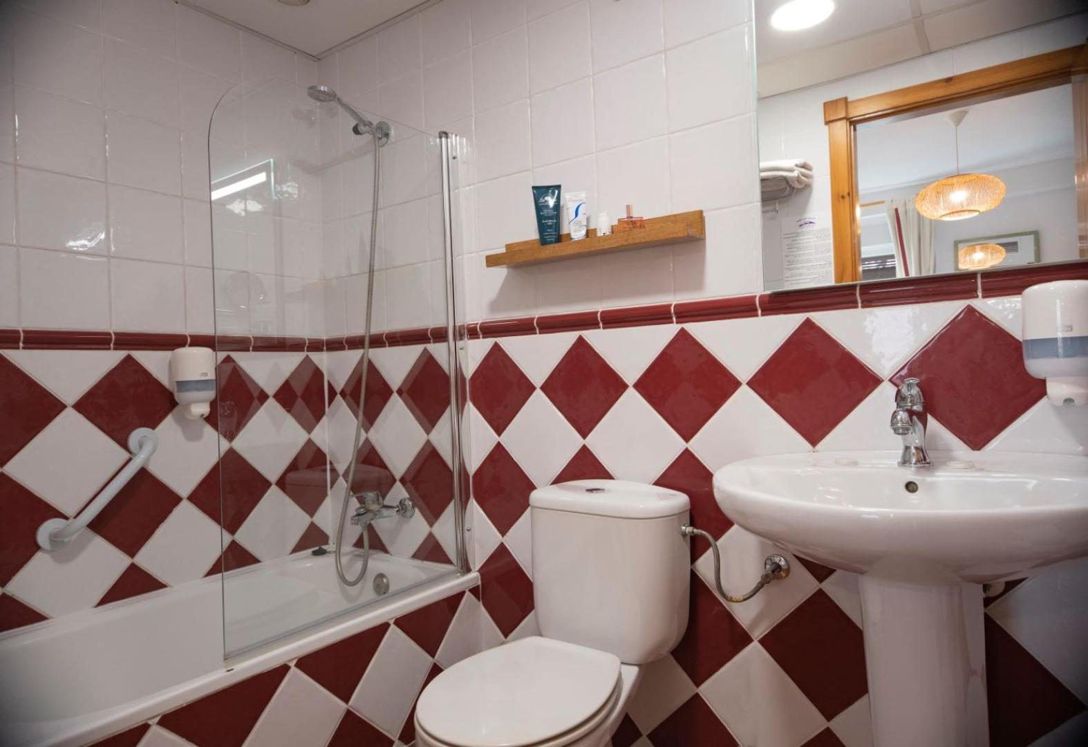 Hostal San Juan Salobreña Екстериор снимка